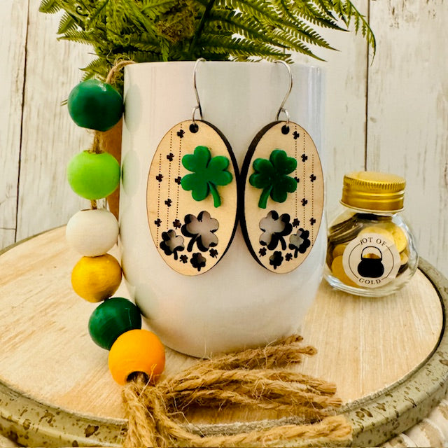 Oval Clover Earrings