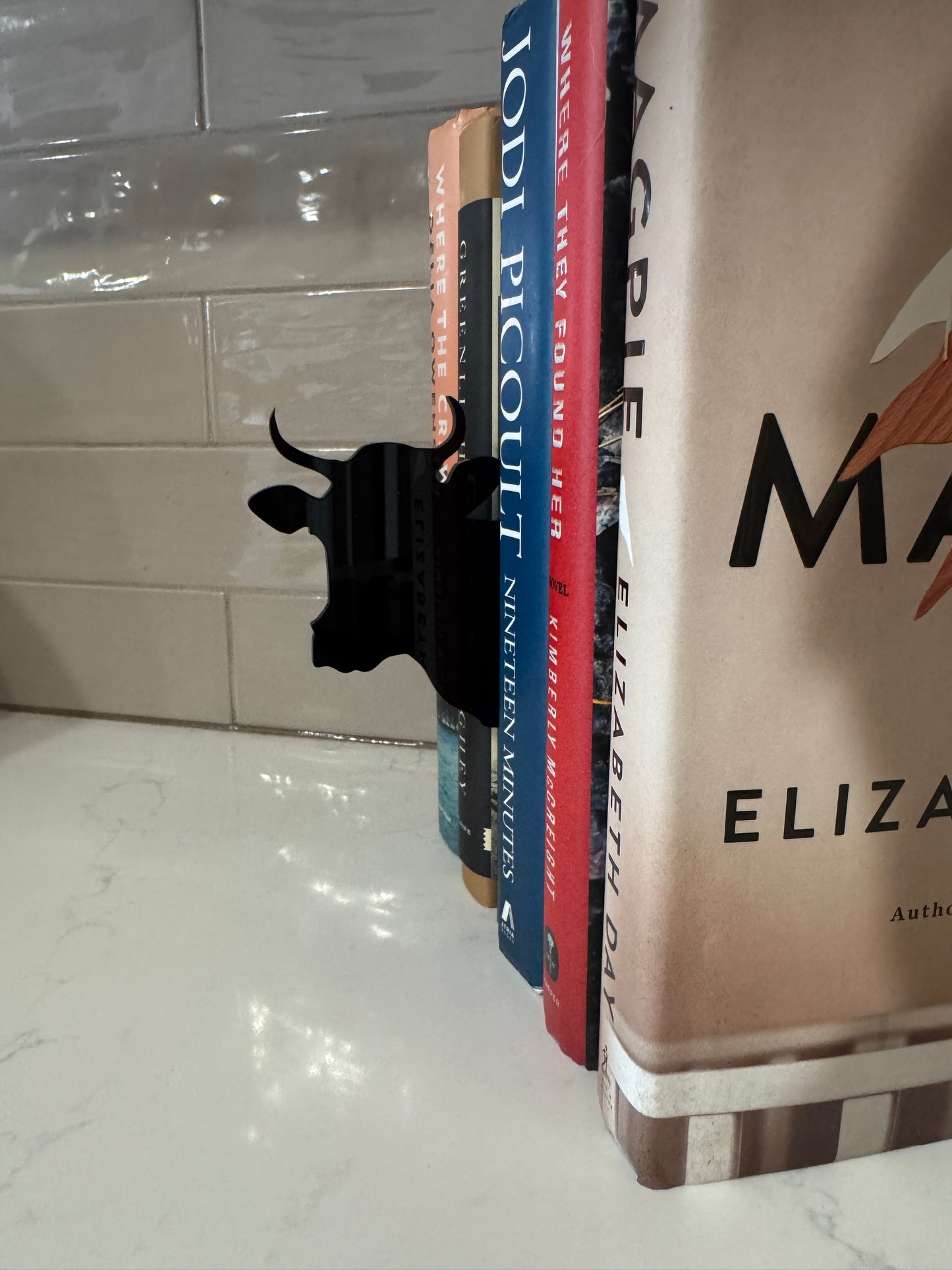 Cow Bookshelf Silhouette